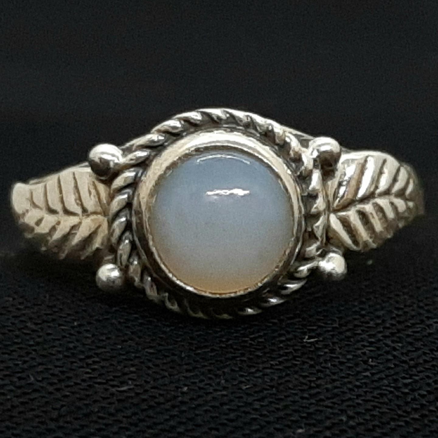 Vintage .50ctw Opalite Cabochon 925 Sterling Silver Ring Size 7