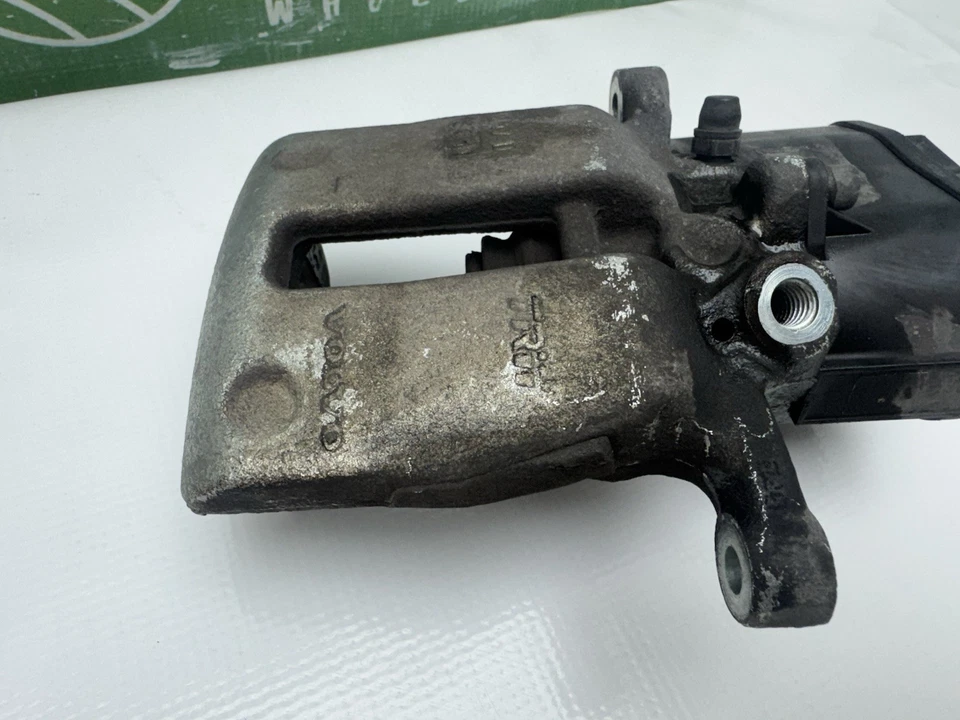 Pinza de freno trasera izquierda Volvo XC60 2010-2017 OEM Foto 3 de 4