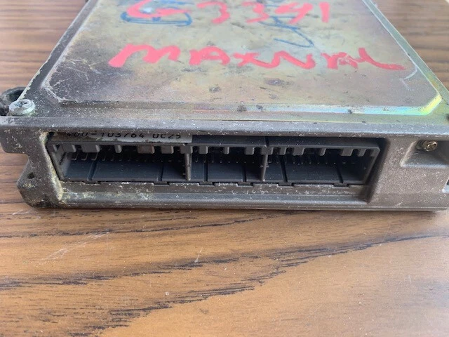 Computadora de motor Honda Civic 37820-PR3-J01 1993 usada OEM Foto 2 de 4