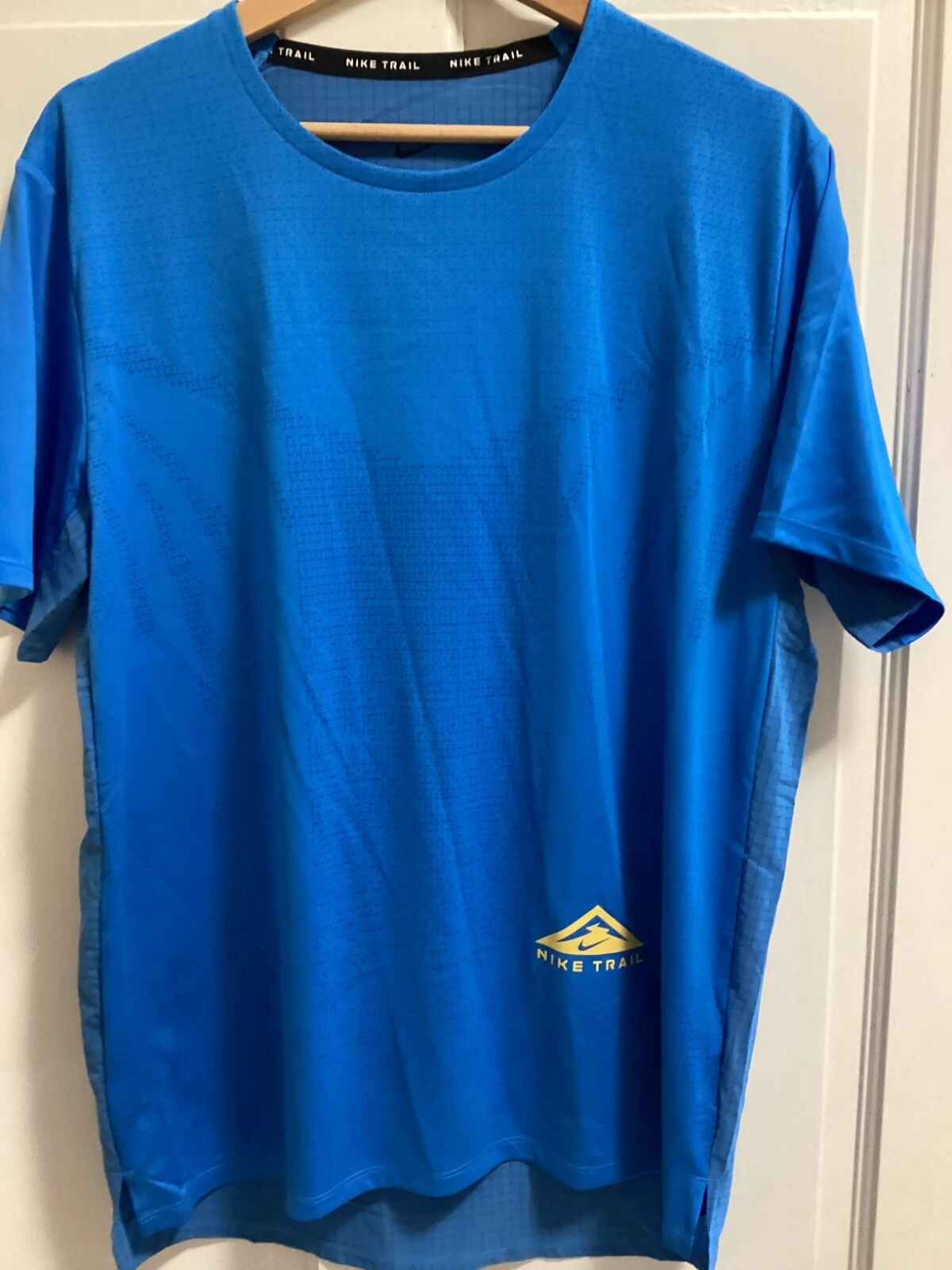 Nike Mens Trail Running Shirt Dri-FIT Rise 365 Blue M–2XL DM4646-435
Opens in a new window or tab