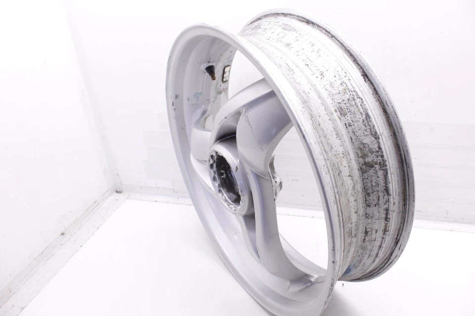 Llanta trasera BMW F650CS 05 OEM  Foto 3 de 4