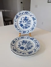 Set of 3 Vintage Blue Danube China Blue Onion 6 3/4” Bread Plates Japan