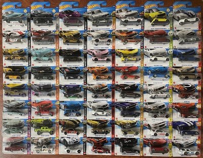 Hot Wheels Konvolut 56x Corvette Subaru BMW Mustang Nissan Mercedes Ferrari VW
