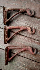 M ANTIQUE CAST IRON (3) INDUSTRIAL HOOKS  8"