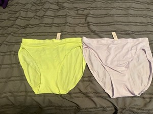 Victoria's Secret Briefs Size L Lot of 2