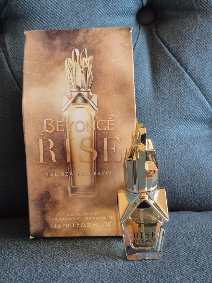 Beyonce Rise The New Fragrance Exclusive to COTY Paris/New York 0.5 FL. OZ. Foto 2 de 4