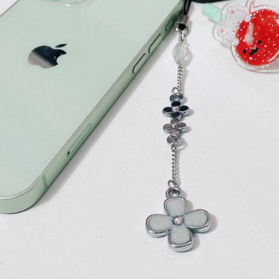 スマホアクセサリー tomocomo Phone Charm（long）｜muller of yoshiokubo(ミュラーオブヨシオクボ