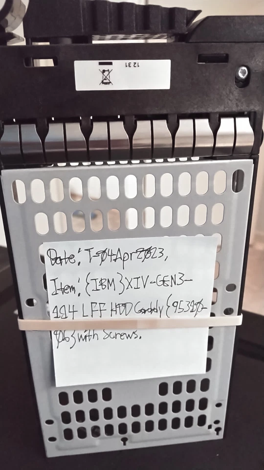 {IBM} [XIV-GEN3-114] LFF HDD Caddy {95310-06} with Screws - Image 4 of 4