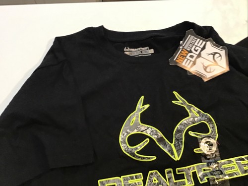 2 Shirt Lot Mossy Oak (LS) And RealTree (SS) Men’s Large Black NWT - Picture 5 of 5