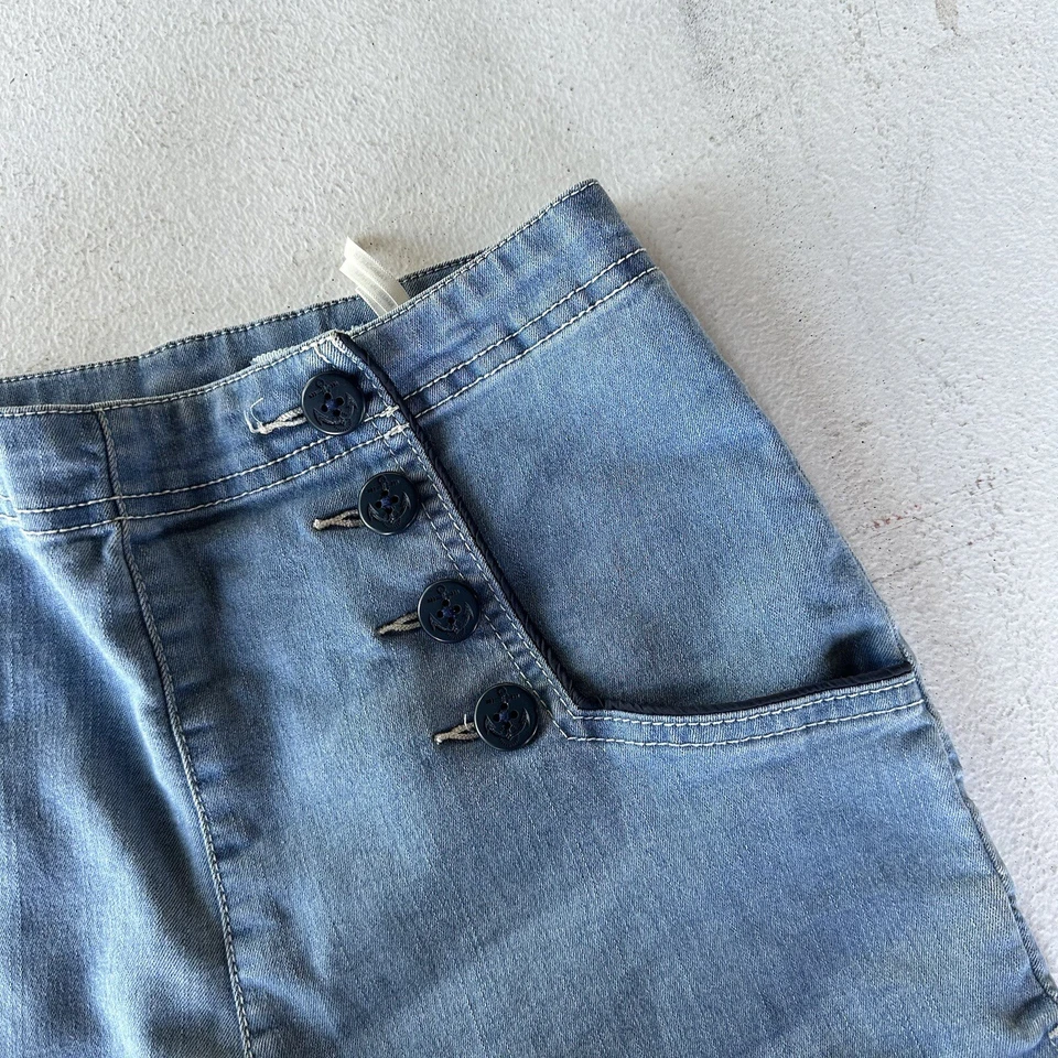 KIMCHI WOMENS DENIM SHORTS SIZE 4 Full Front Button See Pics For Size - Image 3 of 4