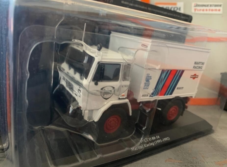 ミニカー altaya IVECO 80-16 & Land Lover 110 IVECO 80-16, MARTIAL RACING (1991/92), RALLY ASSISTANCE, ALTAYA