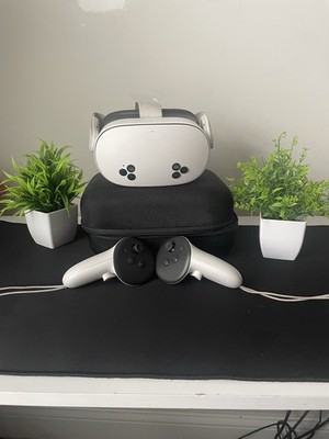 Meta Quest 3S Virtual Reality Headset 128GB