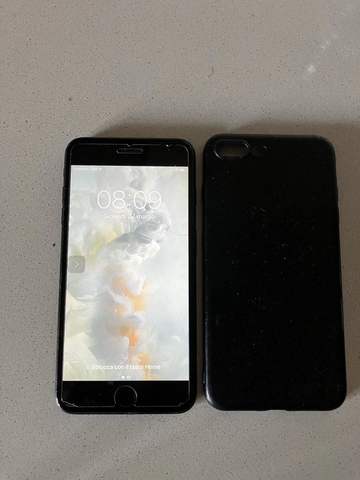 Apple iPhone 7 Plus - 32 GB - Nero  - Immagine 3 di 4