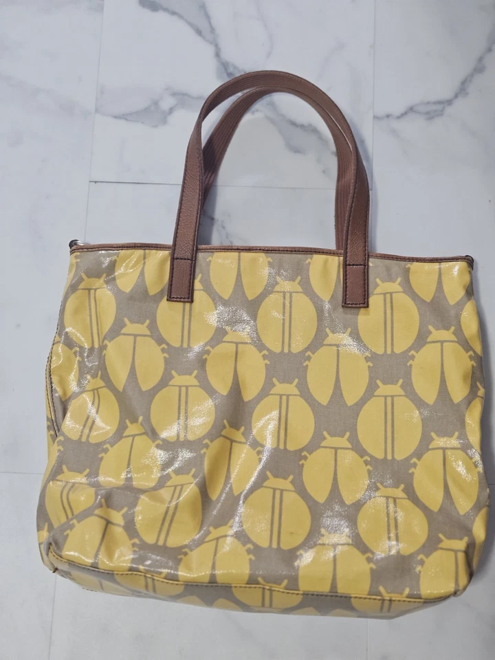 Bolso de Mano Fossil Key-Per Lg Amarillo Gris Ladybug Cartera de Medios Mixtos Foto 4 de 4