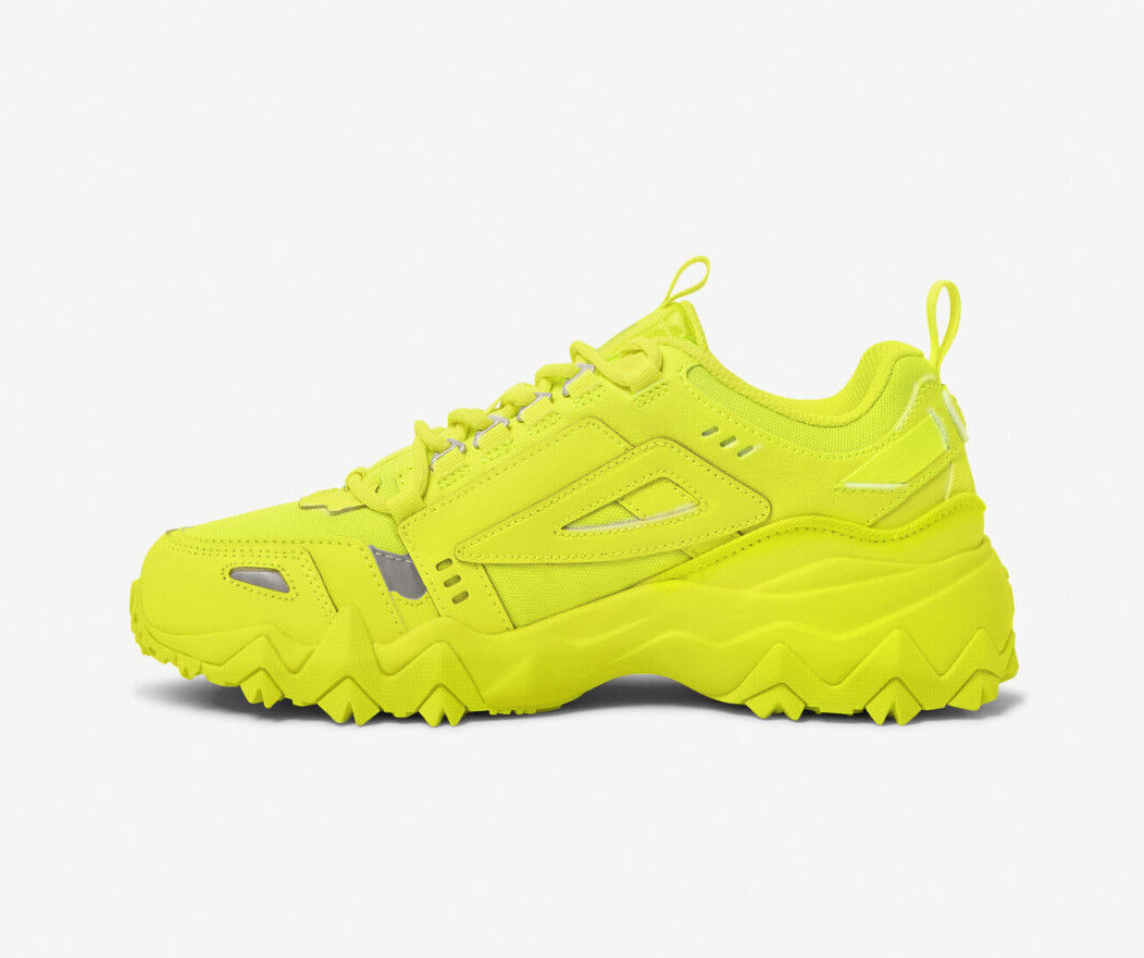 No.867 FILA スモーキーYELLOWのプリーツ☆新品☆XL☆ Fila Woman's Oakmont Trail 5JM01911 Safety Yellow Running Shoes