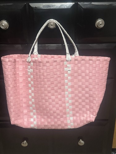 Kate Spade Pink & White basket weave. NWT Great for this summer. Free Shipping - Picture 6 of 6