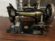 Macchina Da Cucire+Mobile In G…