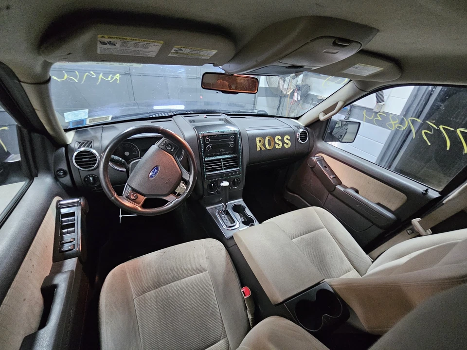 Motor de arranque usado se adapta a: Ford Explorer 2008 exc. Sport Trac 6-245 4,0 L desde 10/0 Foto 4 de 4