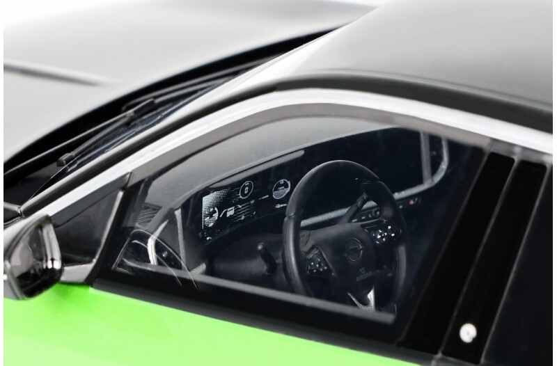 Opel Mokka-E GS Line 2021 Vert Modèle Réduit 1:18 Ottomobile
