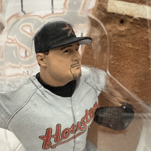 McFarlane ROGER CLEMENS GRAY JERSEY Variant Series 10 Houston Astros Figure - Picture 3 of 10