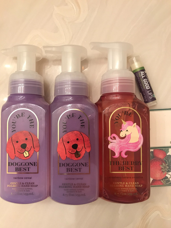 5 Bath & Body Works Foaming Hand Soap You're the Doggone Best Berry Organic lip