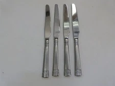 4 Oneida REMEDY 18/10 Stainless DINNER KNIVES 9 1/2"