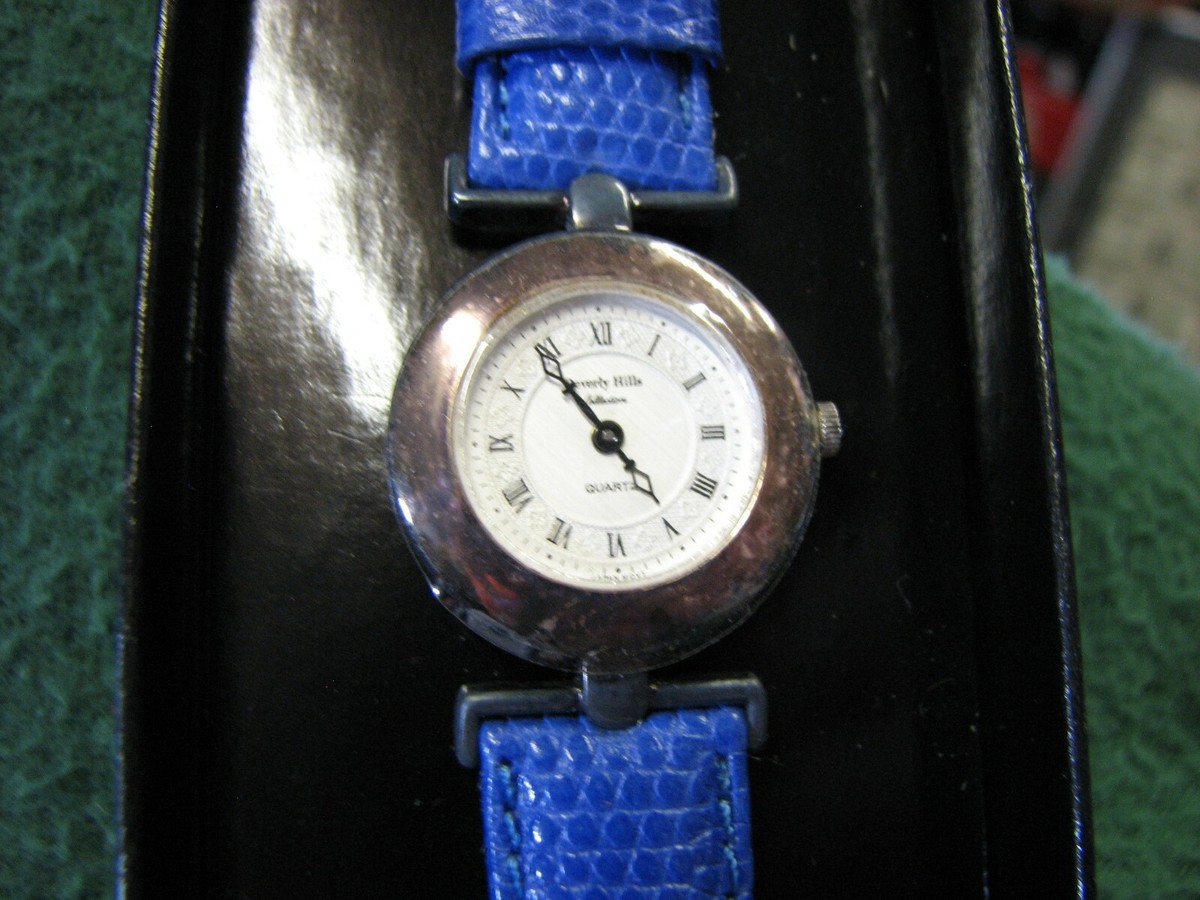 NIB -TAGHeuer Ladies Quartz Watch. Never worn in box with certification NIBOSI 2560 Fritillaria Dial Design Fashion Ladies  main image 4