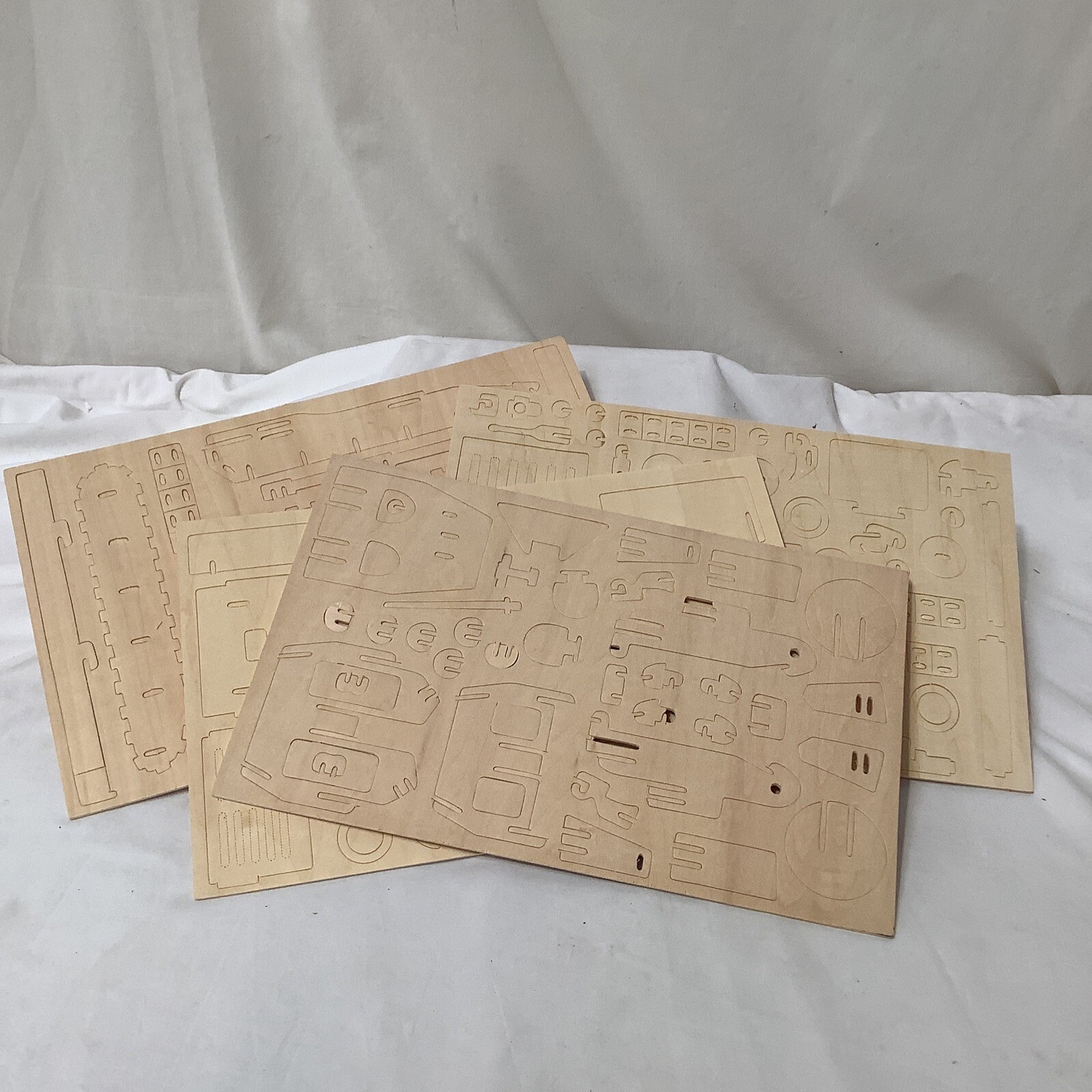 QUAY Woodcraft Construction Kit Tank P050 Brand New Unused A84 eBay