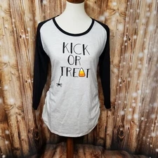 Koala Kik Maternity Gray/Black Women's "Kick Or Treat" Halloween T-Shirt Sz S/M