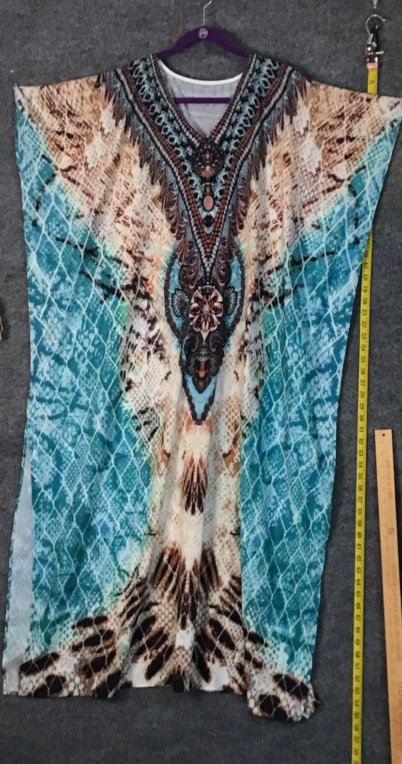 Kaftan dress Or Swimsuit Cover. Polyester Very Light And Flowy. One SZ Fits All
