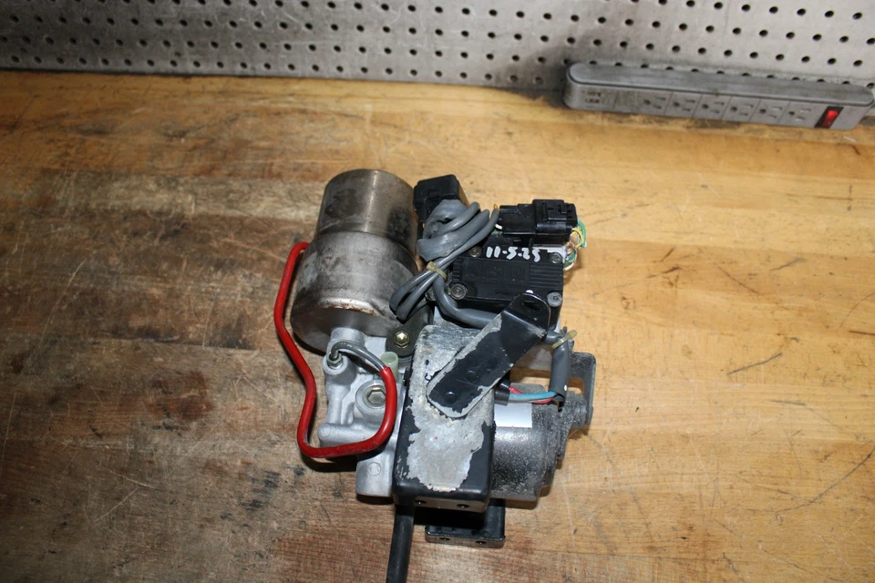 2001 2002 2003 TOYOTA PRIUS Gen1 HYBRID ABS BRAKE PUMP HYDRAULIC PUMP SYSTEM OEM - Image 3 of 4