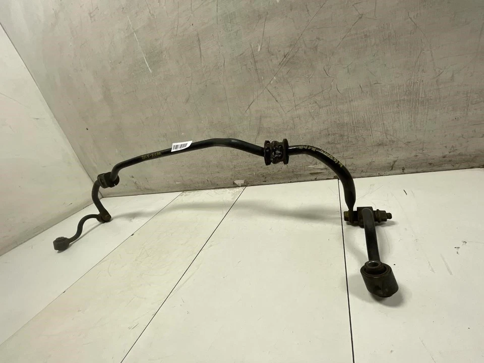 Barra estabilizadora trasera Nissan Rogue 2015 con eslabones OEM+ Foto 3 de 4