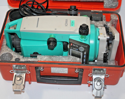 Sokkia Set600 6" Mechanical Total Station Surveying Set in Hard Case Works NICE