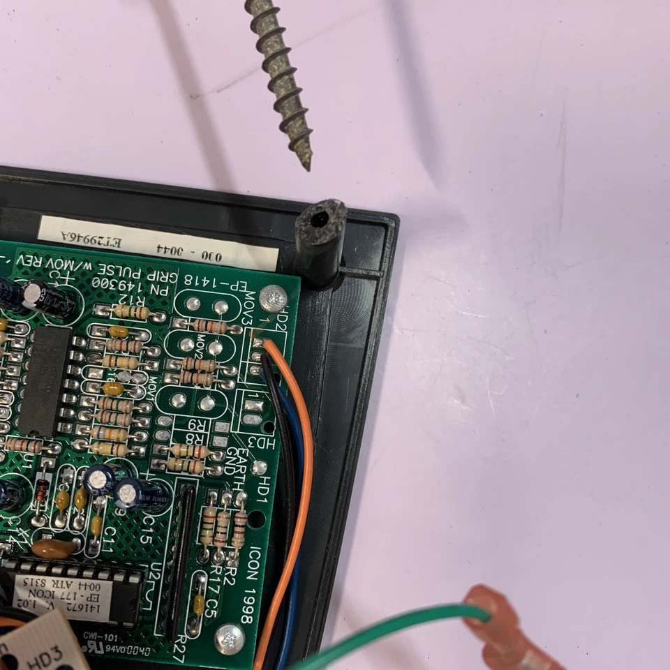 Consola de pantalla de cinta de correr Proform Pro Form 835QT (CP211) Foto 3 de 4