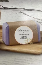 Handmade soaps and natural oils for the care of your skin and hair.