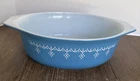 VTG Pyrex Blue Garland Snowflake Casserole Dish 1 1/2 qt No Lid # 043
