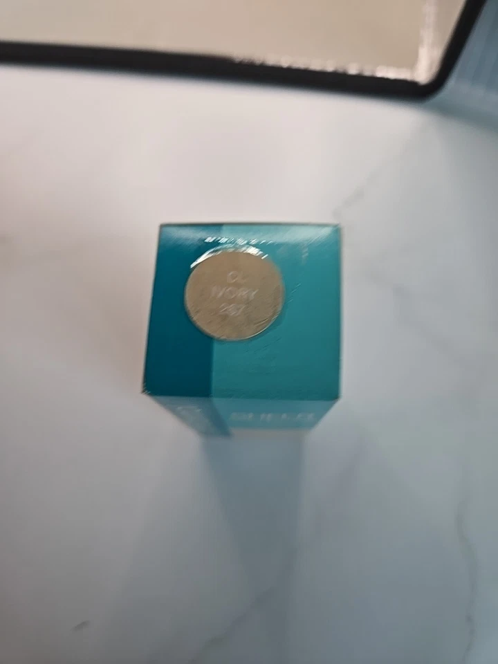 BeautiControl Sheer Protection Foundation Liquid Oil Free CL IVORY 267 1 oz. - Image 2 of 4