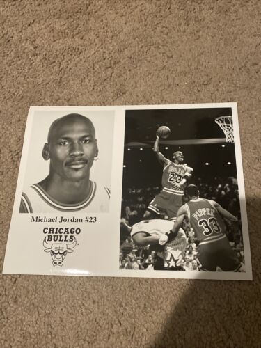 Vintage type 2 photo of Michael Jordan (B)