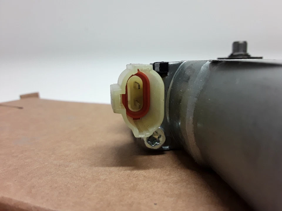 Power Window Motor Front/Rear-Left Dorman 742-712 fits Hyundai Elantra 2001-2006 - Image 3 of 4