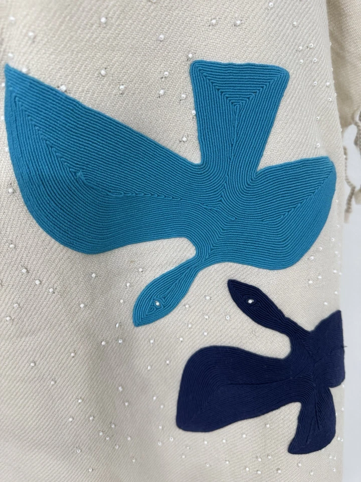 "Chal de lana Jonathan Adler pelo camello beige con gráfico azul etiquetas 50"" x 80""" Foto 2 de 4