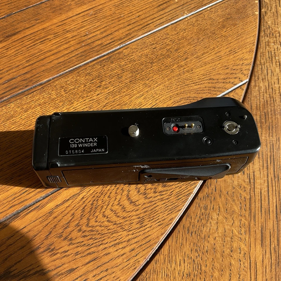Contax 139 Winder  - Image 3 of 4