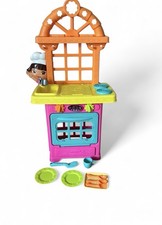 VERY RARE Dora the Explorer: Sizzling Surprises Kitchen Fisher Price WORKS
