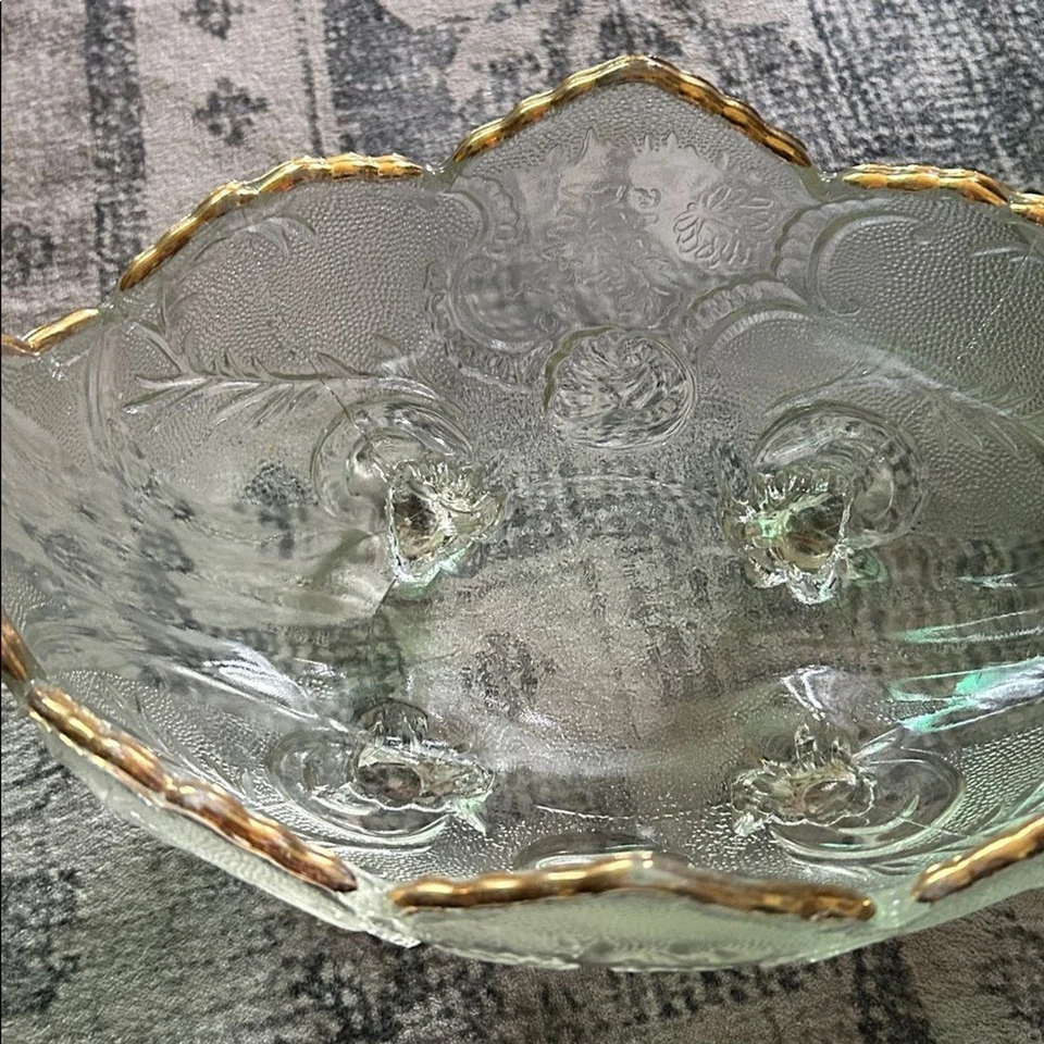 Jeannette Glass Company, Lombardi, Puntera Lombardi; Vidrio Adornado Transparente con Borde Dorado Foto 3 de 4