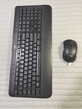 Logitech MK540 - Wireless Keyboard & Mouse Combo - 2.4GHZ Bluetooth No Box