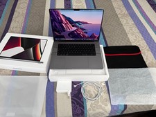 Apple MacBook Pro 16 Zoll (512GB SSD, M1 Pro, 16GB) Laptop OVP Wie Neu