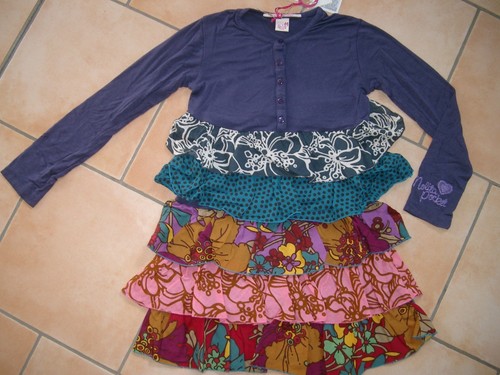 (255) Süßes Nolita Pocket Girls Materialmix Kleid + Volants & Logo Druck gr.104 - Bild 2 von 3