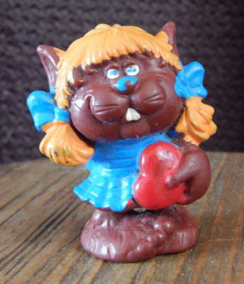 VINTAGE LOVEHEART KATZE 2 Zoll FIGUR P.SCHULZ ? SCHLUMPF
