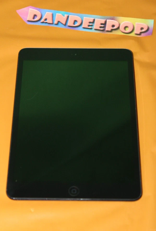 Apple iPad Mini 7.5 Wifi Only 1st Generation A1432 16GB Black - Image 2 of 4