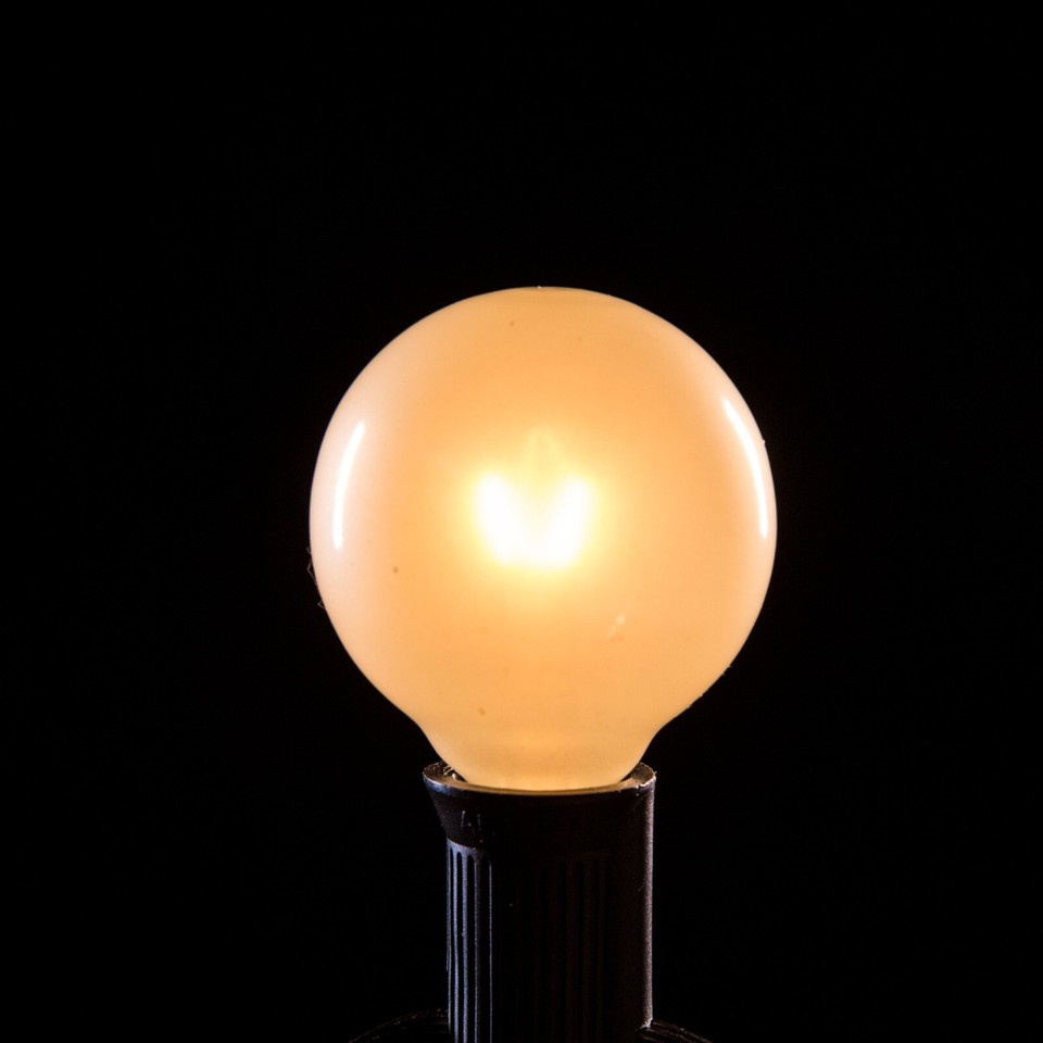 Box Of 25 G50 Frosted White C7 E12 Bulbs – 7W, Dimmable, For Indoor/Outdoor String Lights