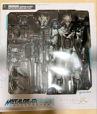 Metal Gear Rising Revengeance Play Arts Kai RAIDEN Figure White Armor ver